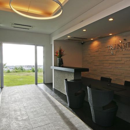Transit Overnight Hotel 读谷村 外观 照片